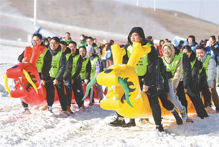 画里有话丨冰雪季点燃“热经济”