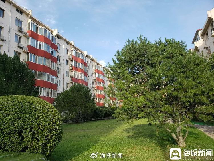 受访者提供给记者的北京草桥欣园小区里面环境图
