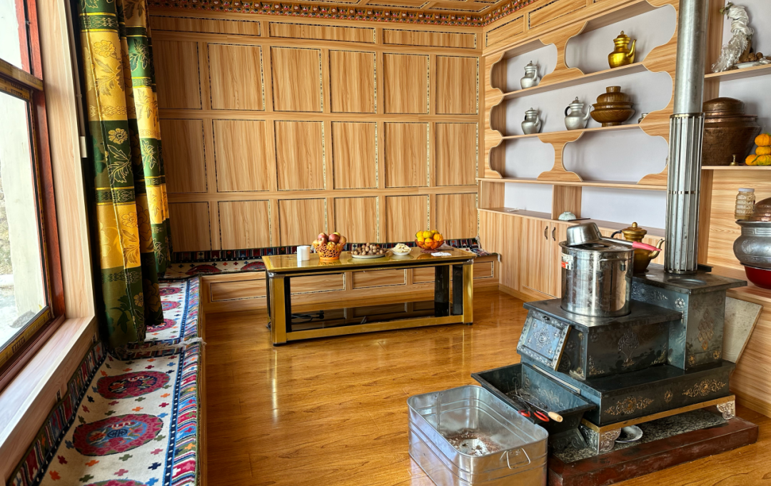 大同系列慈善信托对新"五改三建"工作的支持,村民新建了38座藏式厨房