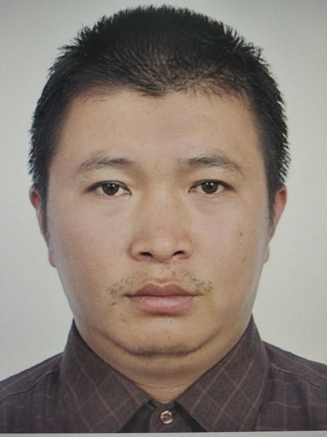 被执行人:郑泽明年龄:51岁身份证号码:3621291973****3615住址:信丰