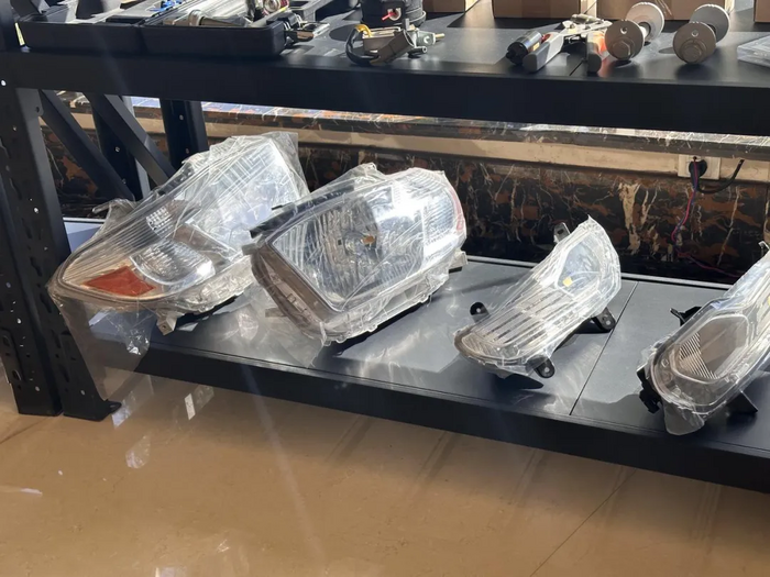 畅销欧美的碰撞件——车灯