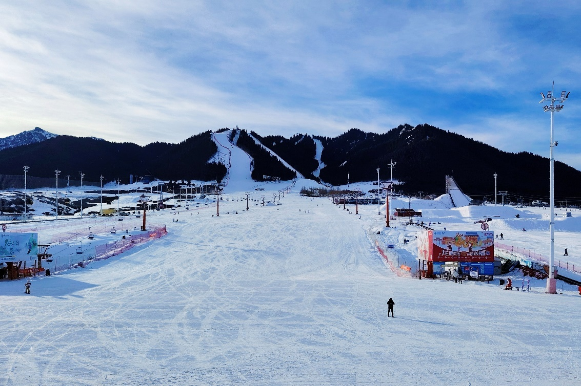 新疆乌鲁木齐南山滑雪旅游度假地丝绸之路山地度假区