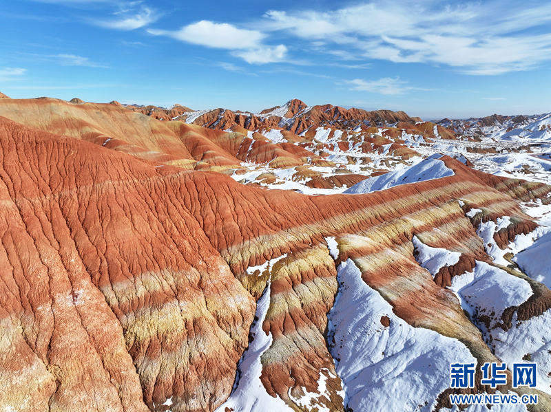 【中央媒体看甘肃】甘肃张掖：雪落丹霞|张掖市_新浪财经_新浪网