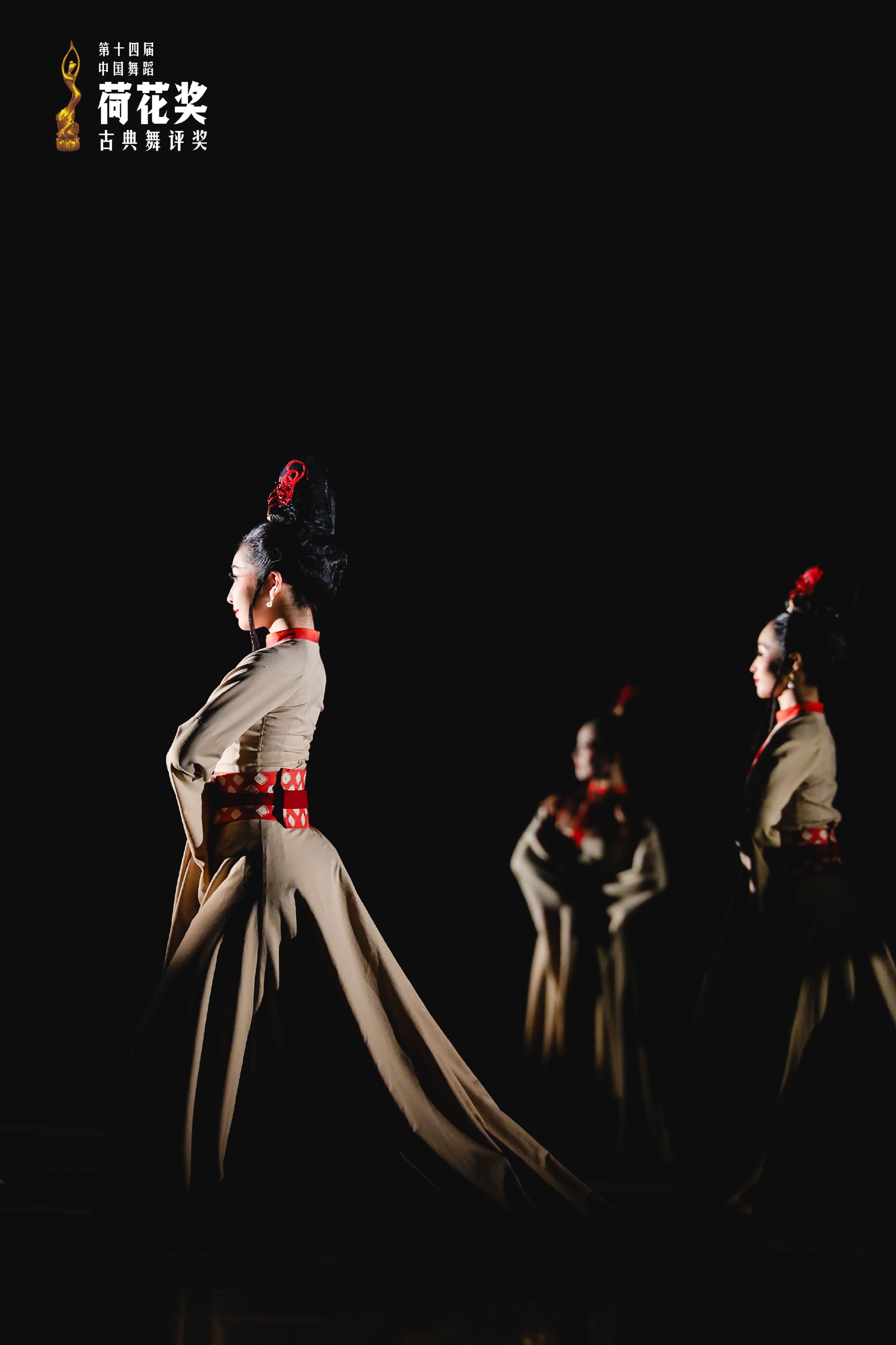 文化中国行文物盼归顾恺之名画女史箴图舞动思乡情