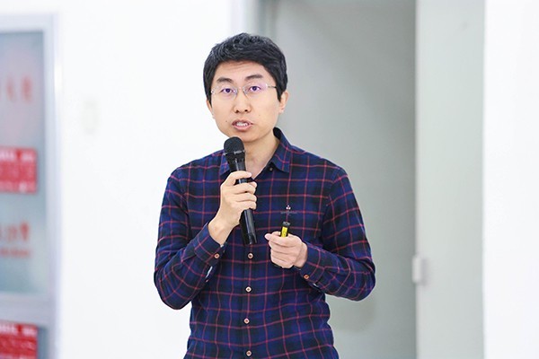 华为算力平台医疗行业发展总监侯勇