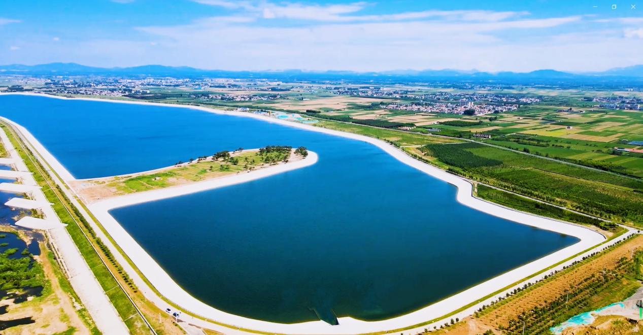 该项目集污水厂提标改扩建,水库扩容及供水管线,城区排水管网雨污分流