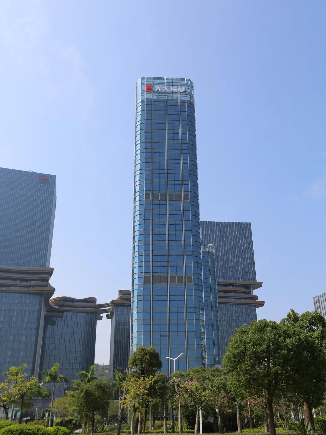 莲花盛放廿五载 濠江潮涌光大情