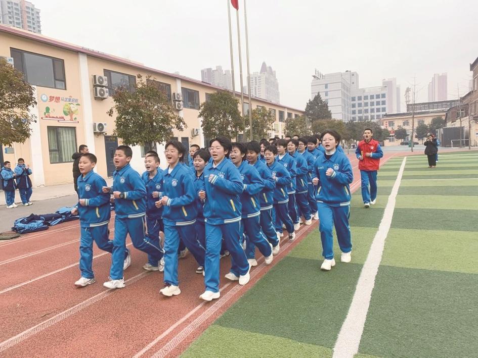 扬帆初中举行跑操比赛