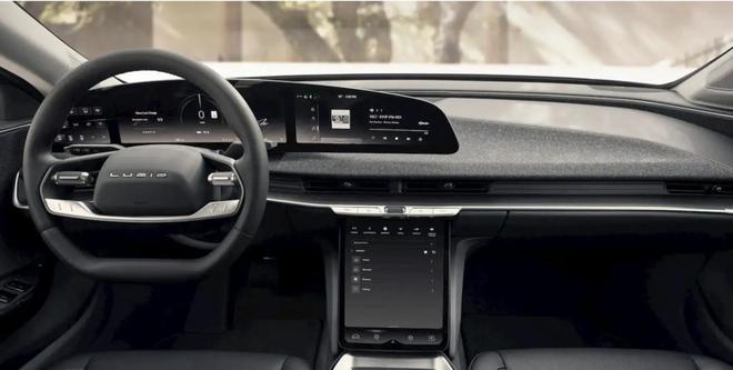 LucidAir 内饰（来源：Electrek）