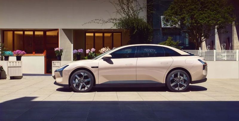 图源 / 小鹏官网