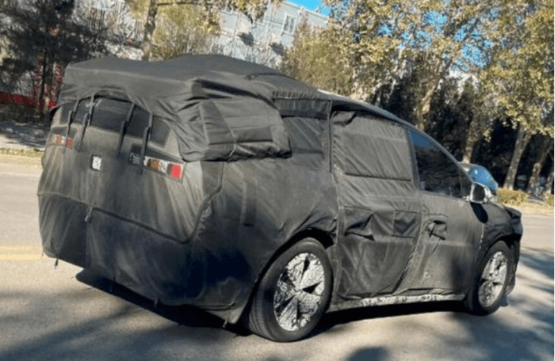 理想M系列谍照 图源：第一电动