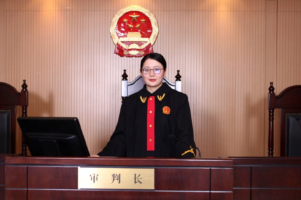 《庭里来了个00后书记员》:从新生代力量看见法治事业未来