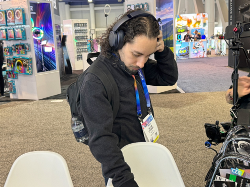 1MORE 万魔开放式蓝牙耳机S70 AI：音乐随行，AI随行