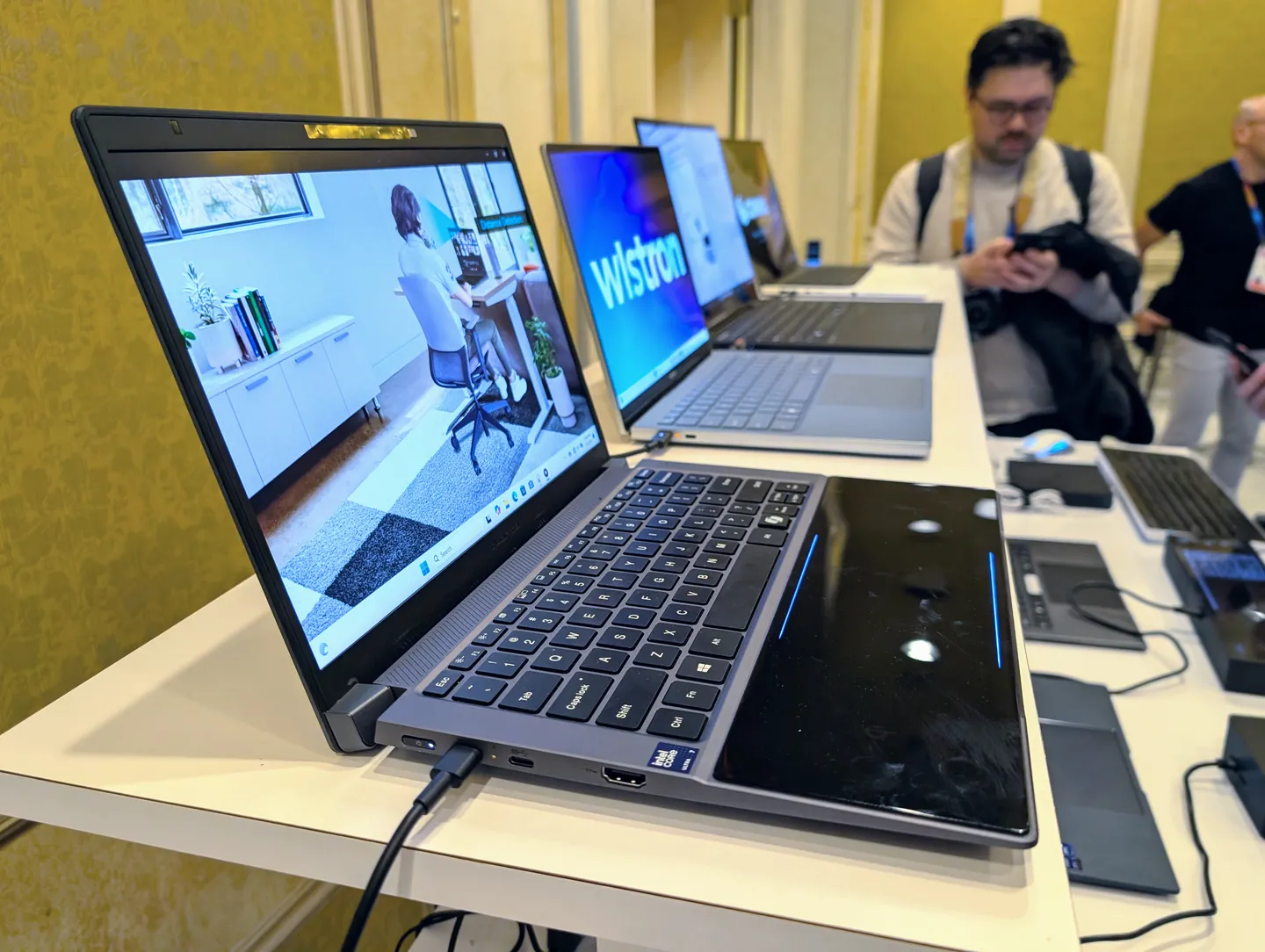 CES 2025 消费电子展专题：海量数码新品发布