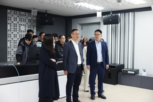 △实地参观itc浙江数字化展厅