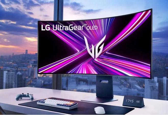 LG的UltraGear 45GX990A电视，图源LG电子服务微信公众号