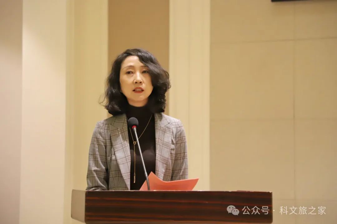 甘肃省科协党组成员、副主席 马锟