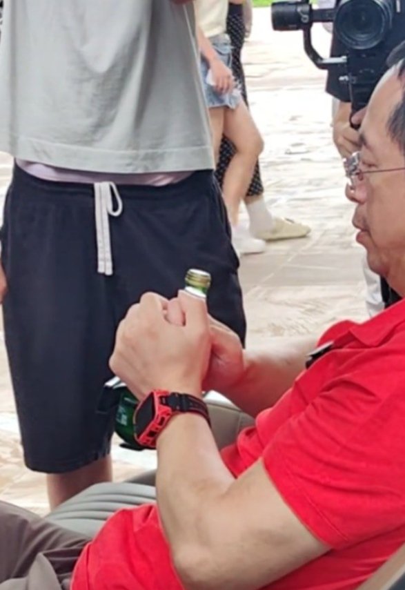 截图:周鸿祎直播