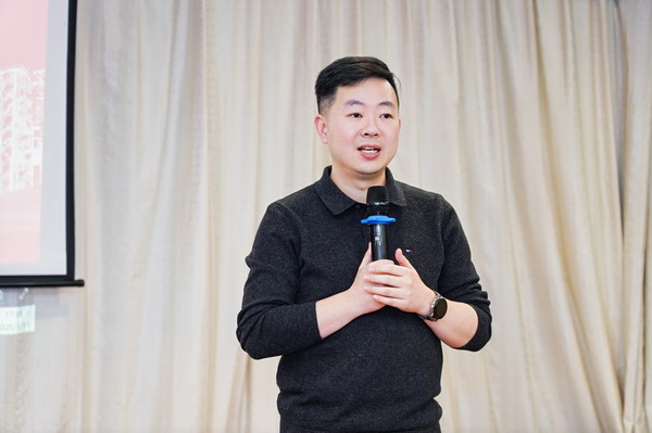 (鲍啸峰秘书长作介绍与招募)