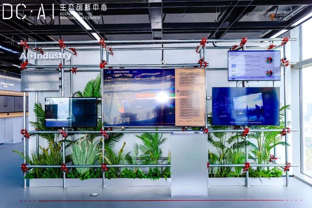 日赚2.3亿却背6500亿债，宁德时代的钱，到底花在了哪？