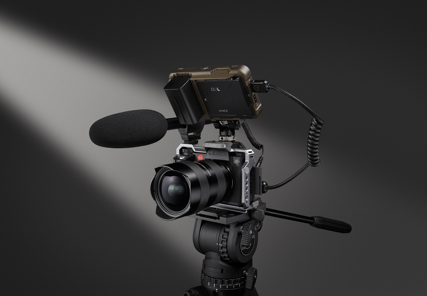 京东徕卡 SL3-S 全画幅无反相机 单机身39200 元直达链接