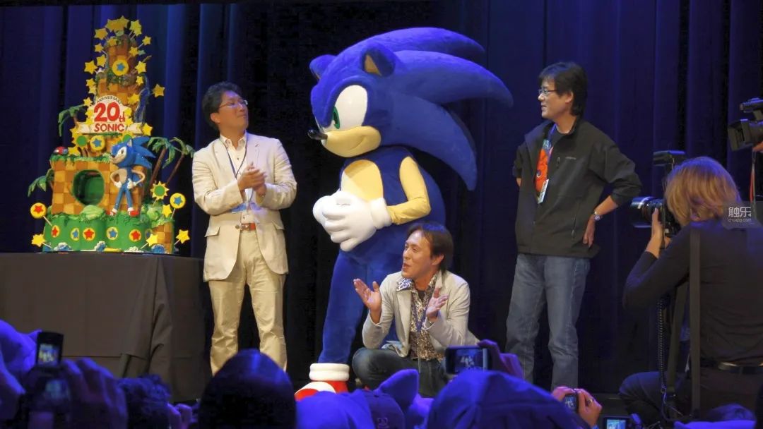 中裕司（左）、大岛直人（中）、安原广和（右）