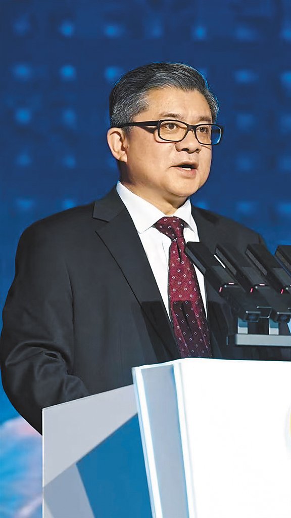 自治区人大代表,拉萨市委副书记,市长王强