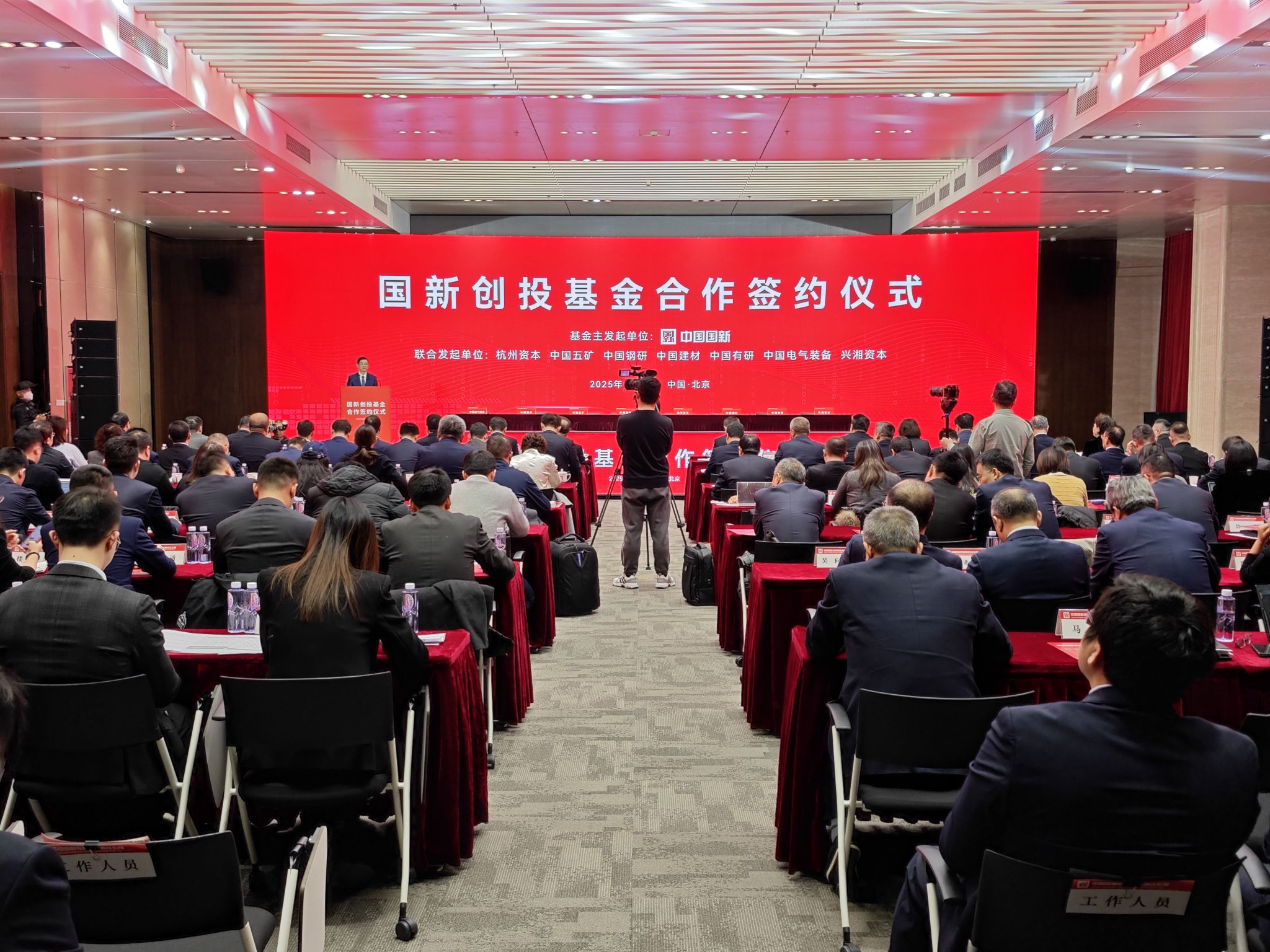 华安基金的创业板50ETF华安（159949）跌1AYX爱游戏- 爱游戏体育官网- 爱游戏APP下载3%