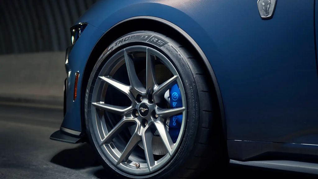 2025 Ford Mustang Dark Horse