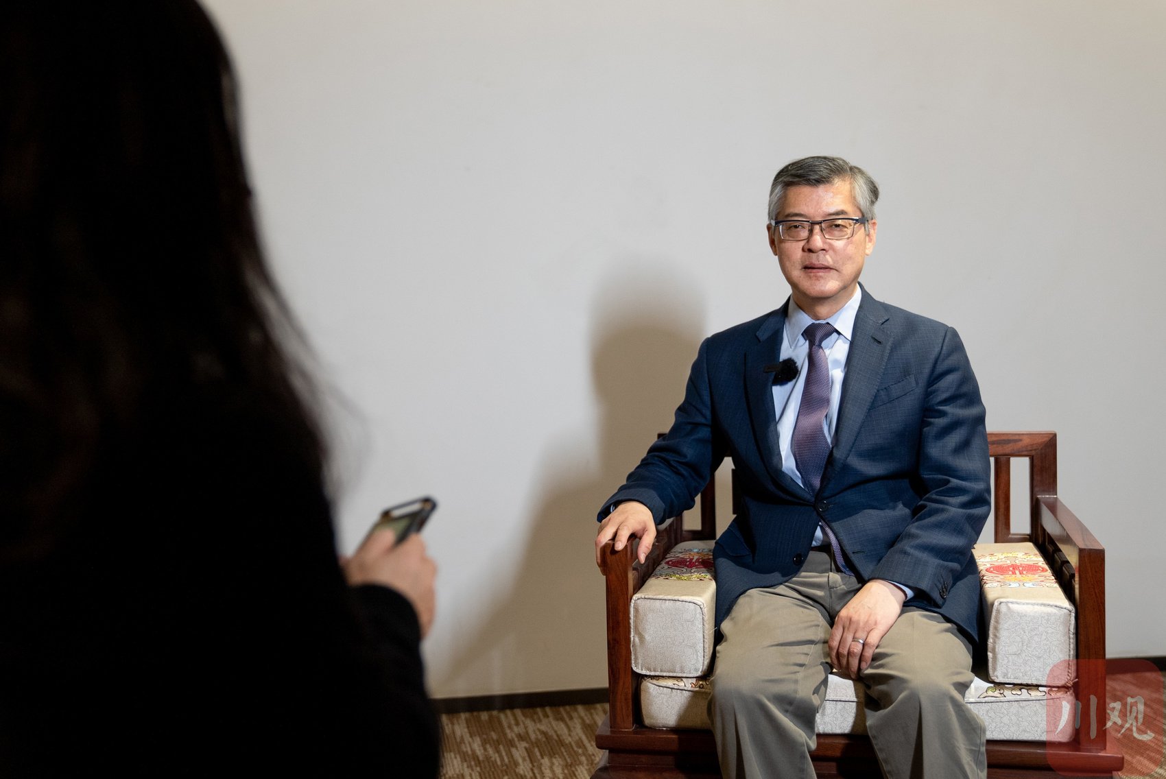 许杰接受四川在线记者采访