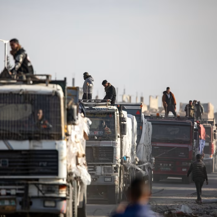 △援助卡车参加加沙地带