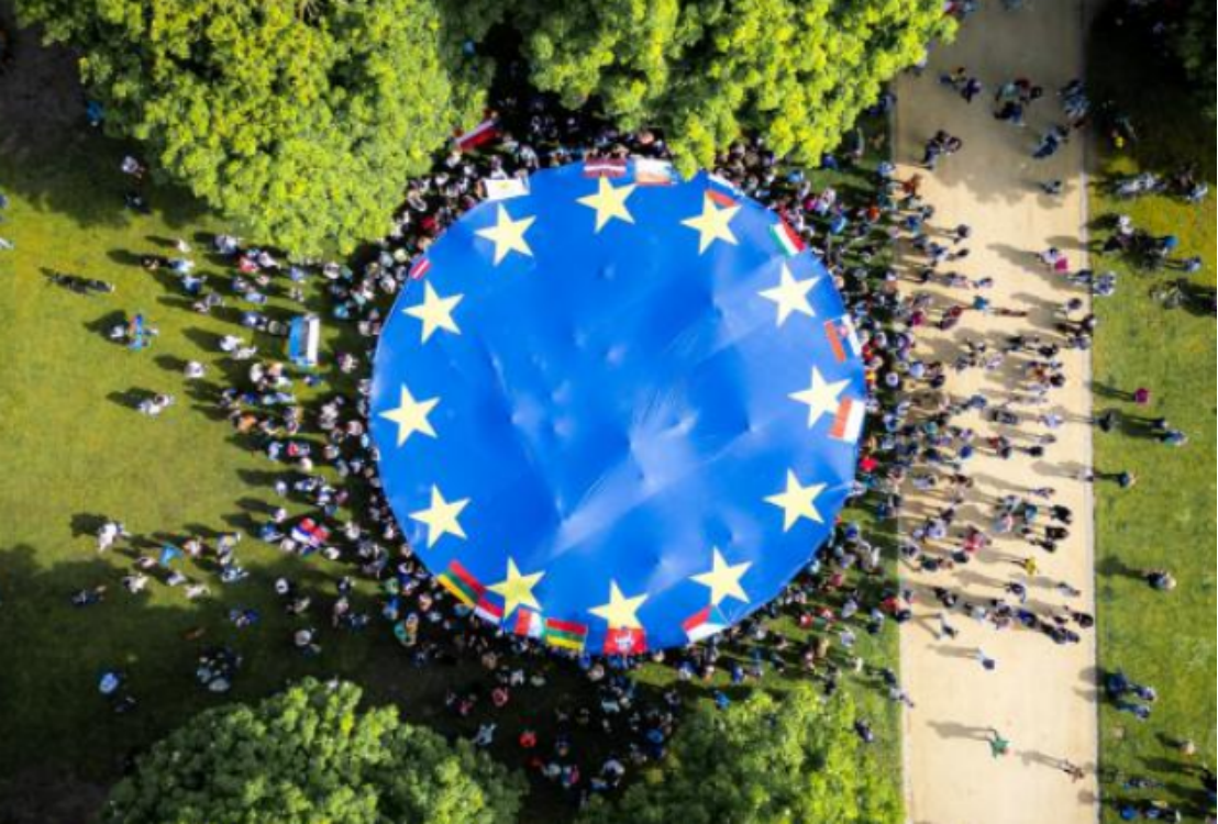 欧盟将举办汽车业会谈解决竞争力下降问题