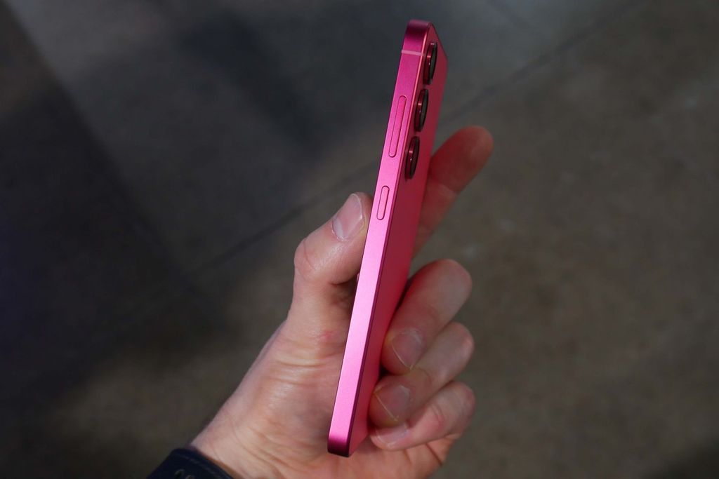 以上图源：GSMArena