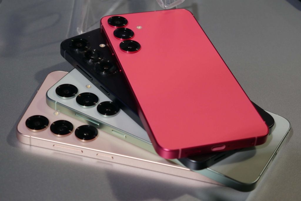 以上图源：GSMArena