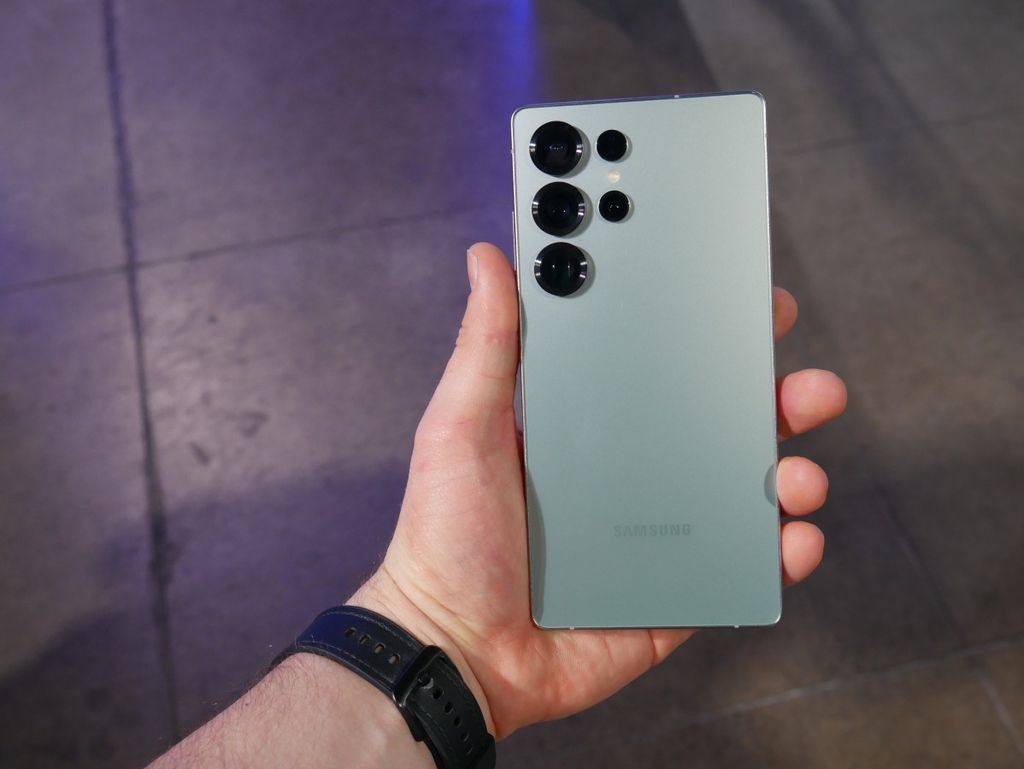 以上图源：GSMArena