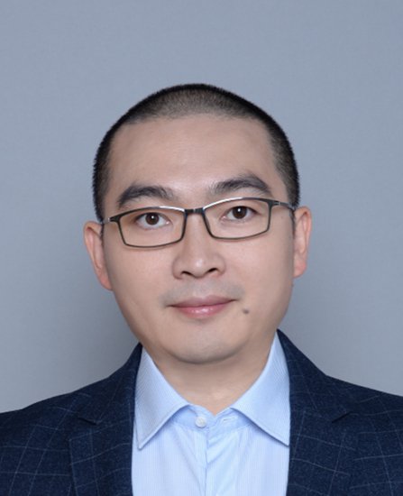 朱旭琪 智灵动力联合创始人、元裳负责人、AIGCxFashion发起人 受访者供图