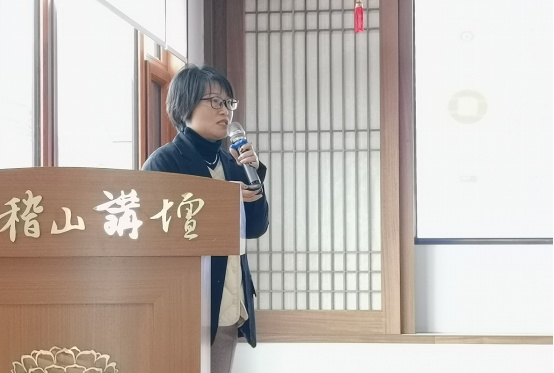 独居女醉走错门被反锁，邻居一句话让我红了眼！