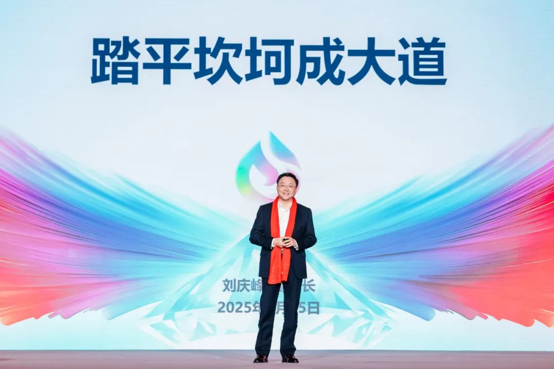 钟汉良朱珠新剧扑街，52岁霸总妆造翻车，网友：姨味太冲了v3.2.9 官方安卓版