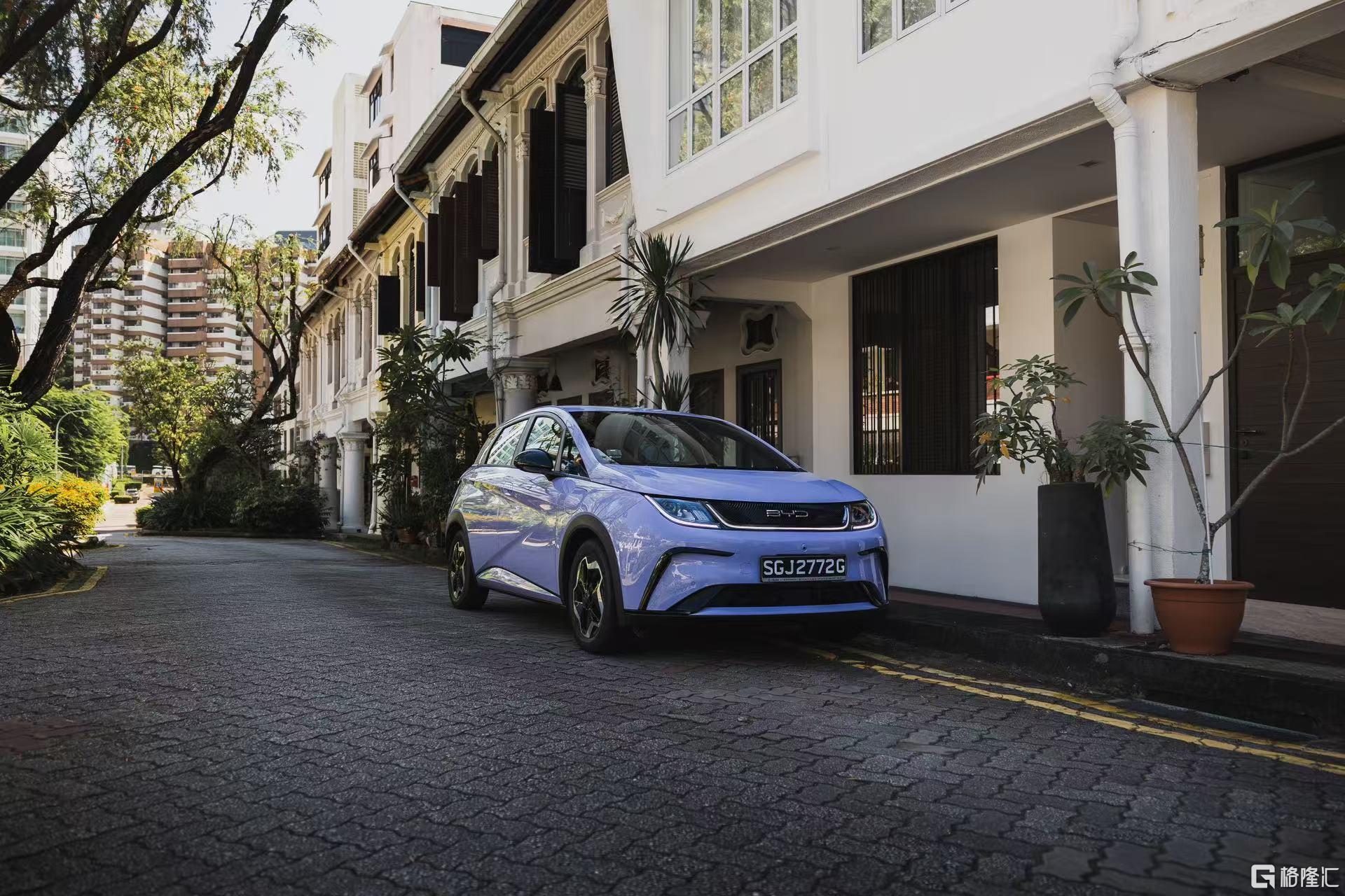 新加坡街头随处可见比亚迪电动汽车