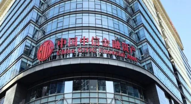 小说：穿越成杂毛鸟想摆烂？收拾俩转世大佬烂摊子竟强到逆天v9.5.6 官方安卓版