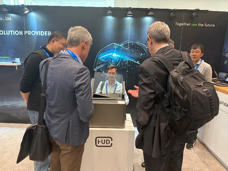 同轴双焦面功能AR-HUD