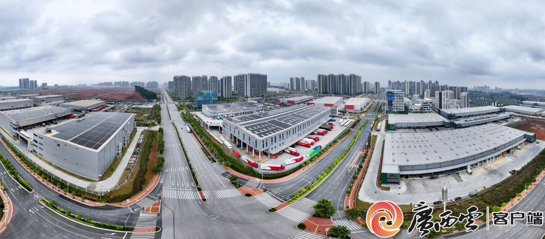 位于中国（广西）自由贸易试验区南宁片区的中新（南宁）国际物流园全景。记者 周军 摄（资料图）
