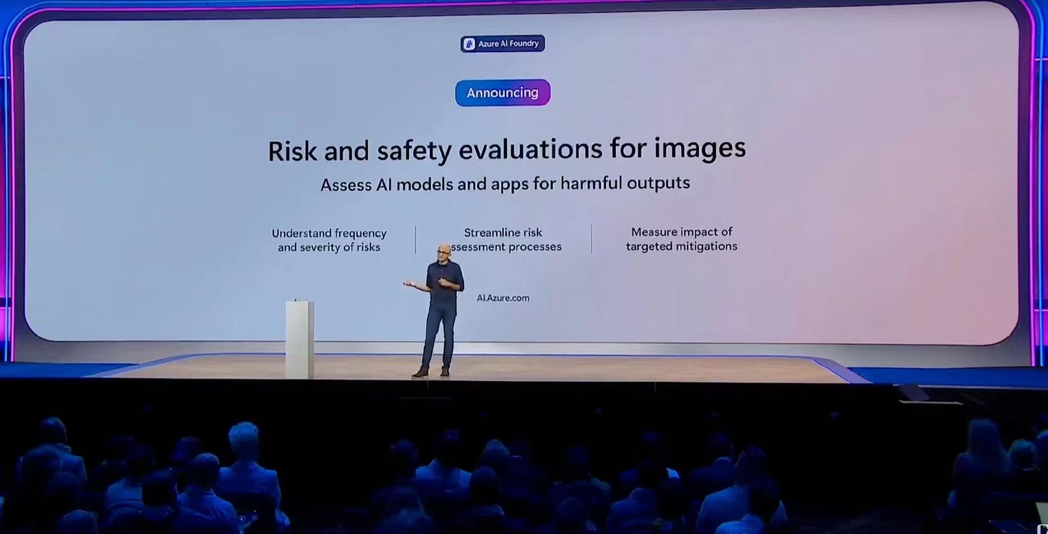 CEO Satya在Ignite大会上向全世界发布Azure AI Foundry的Evaluation功能(贺苏设计)