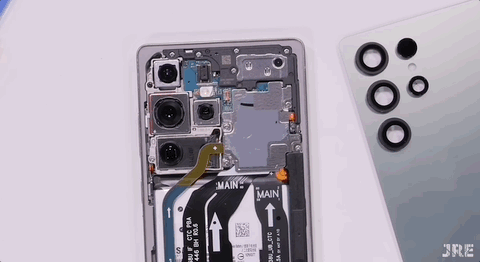 ▲ 图片来自：JerryRigEverything