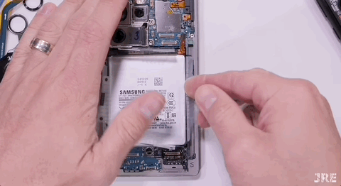 ▲ 图片来自：JerryRigEverything