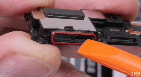 ▲ 图片来自：JerryRigEverything