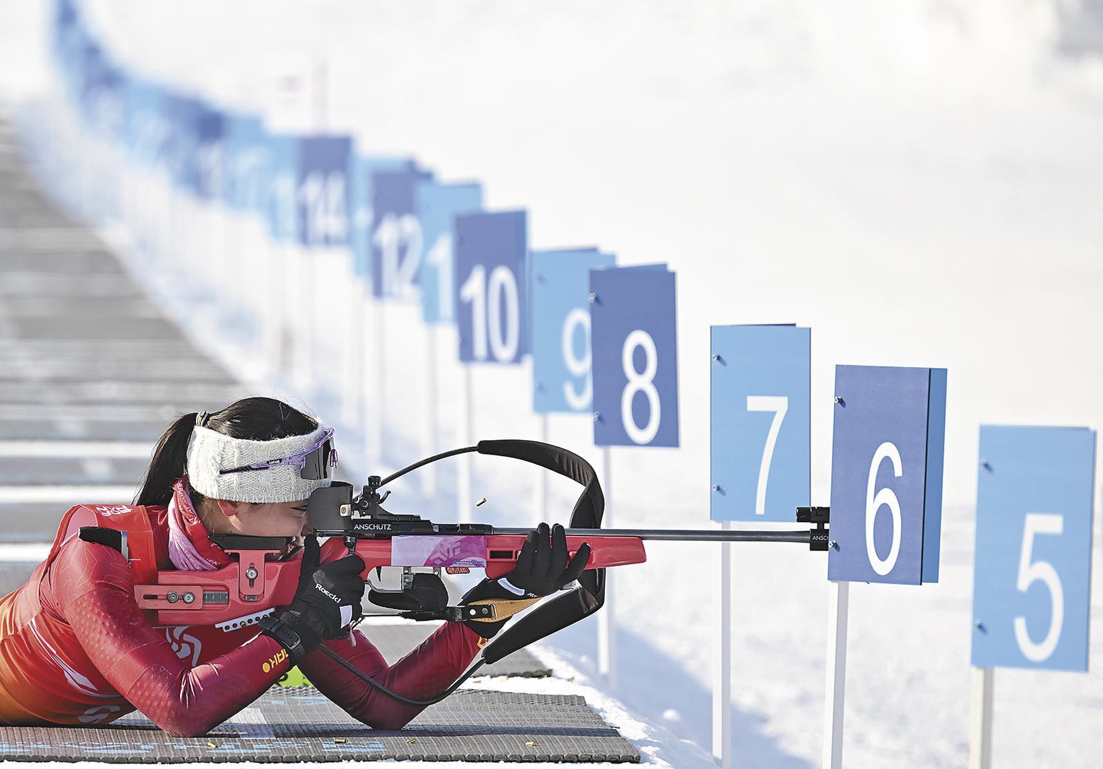 当日,第九届亚冬会冬季两项女子7.5公里短距离比赛在亚布力举行