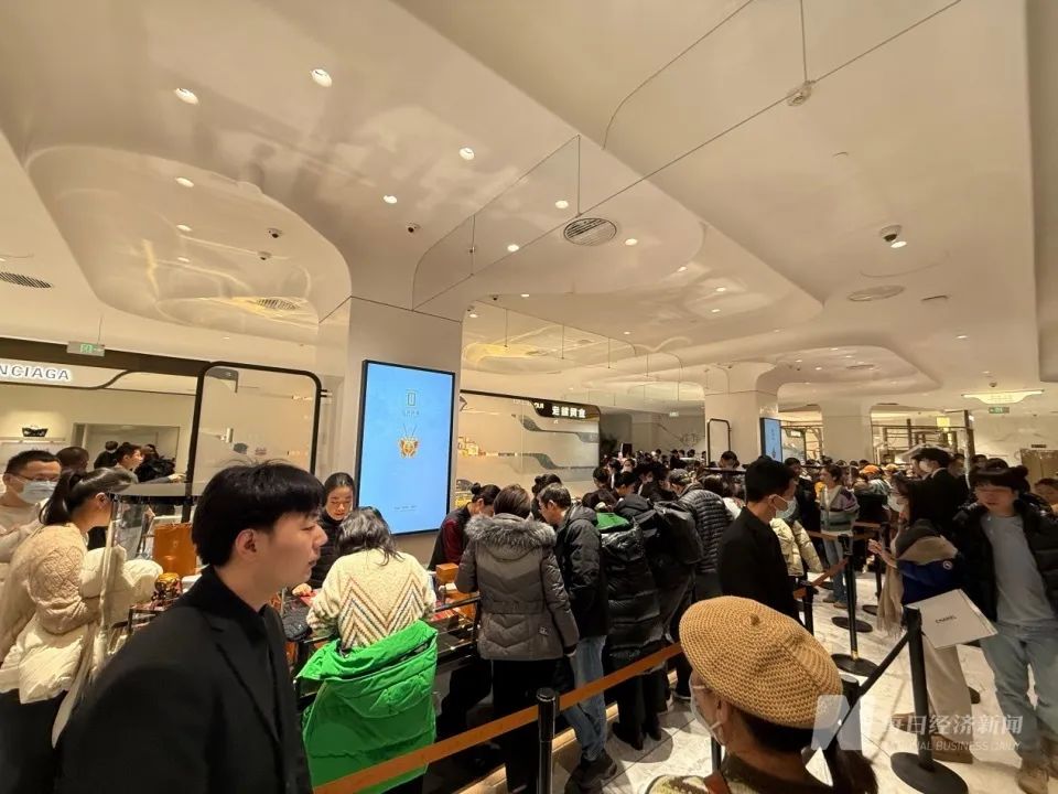 北京SKP一层老铺黄金列队情况 每经记者 王紫薇 摄