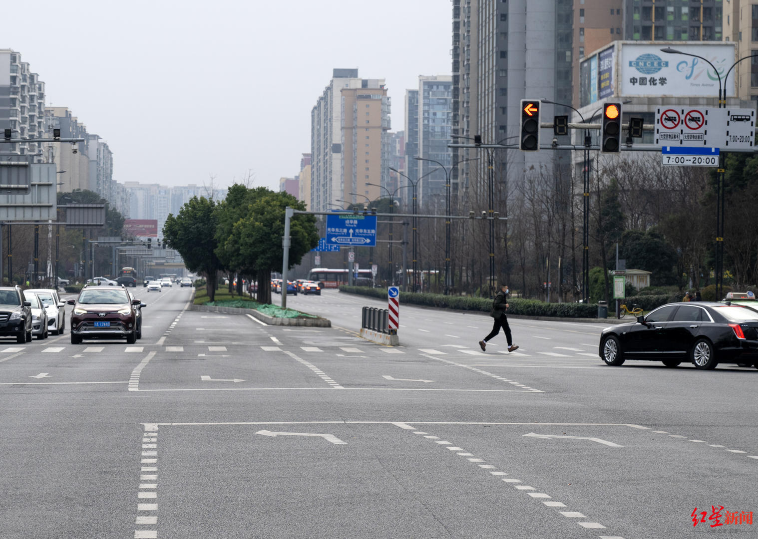 治理后的光华大道成飞路口