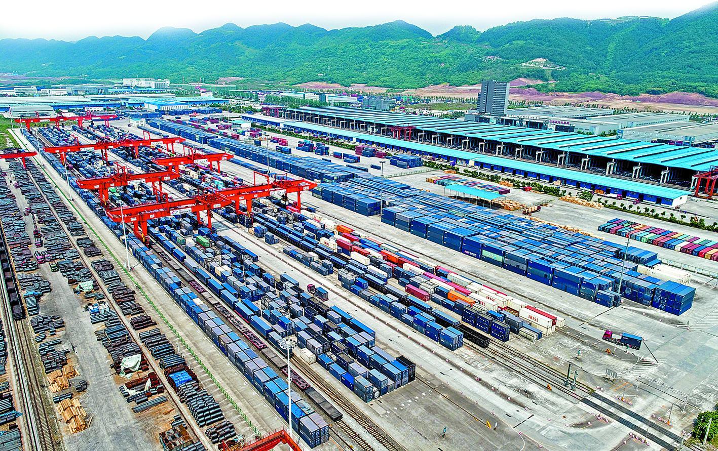 重庆市沙坪坝区国际物流园枢纽中心站